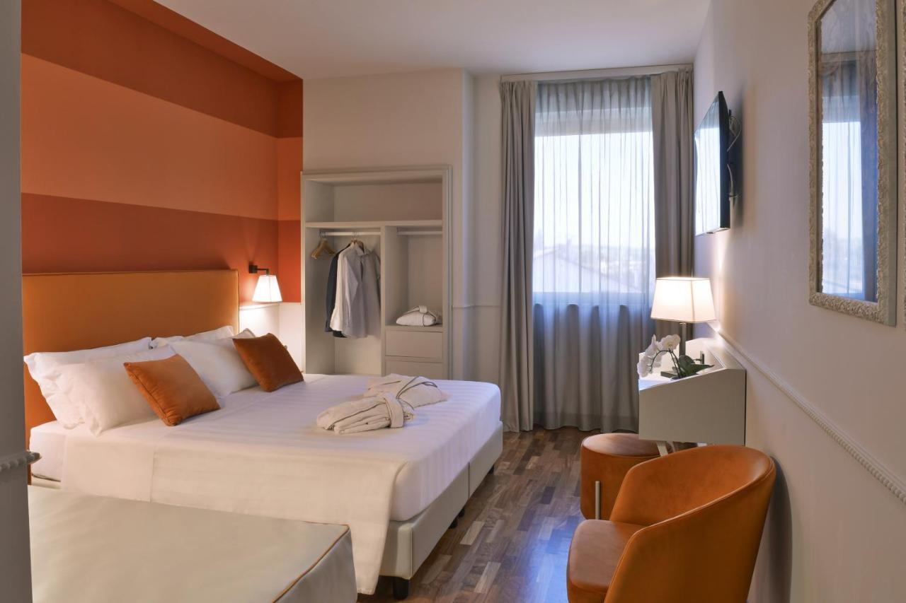 Hotel Torresi 포텐차 피체나 외부 사진