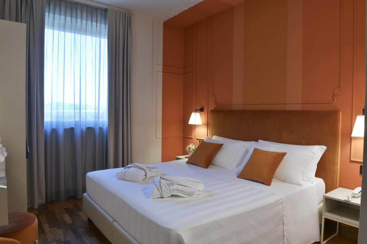 Hotel Torresi 포텐차 피체나 외부 사진