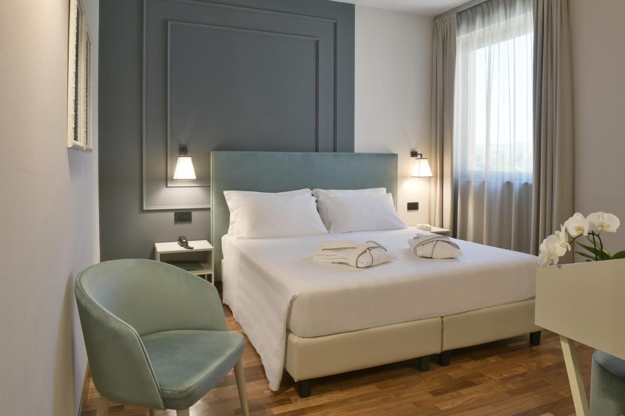 Hotel Torresi 포텐차 피체나 외부 사진