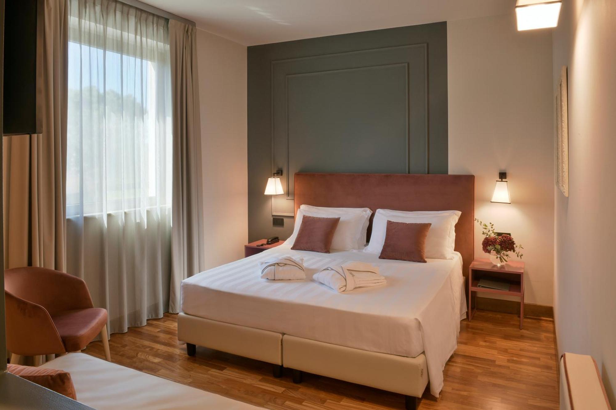 Hotel Torresi 포텐차 피체나 외부 사진